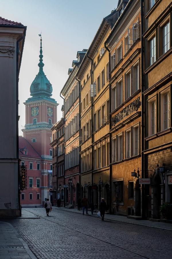 Swietojanska By Renters Warsaw